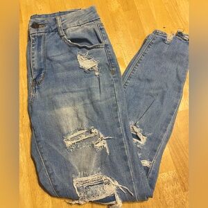 Rue21 size 8 destroyed legging